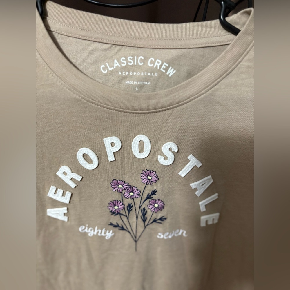 Aeropostale Classic Crew Tee L - Picture 2 of 4